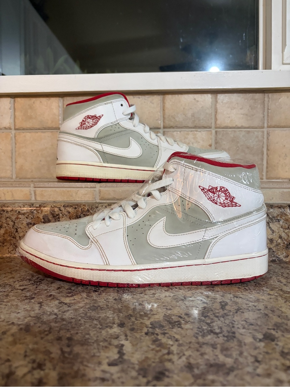Jordan 1 High Hare